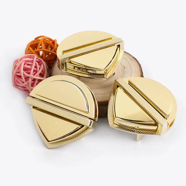 Bag Triangle Plug Lock | Darcrochet